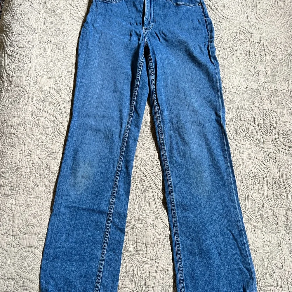 Straight leg jeans - Picture 2 of 5